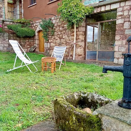 בית נופש Au Coeur De La Muse Castelnau-Pégayrols